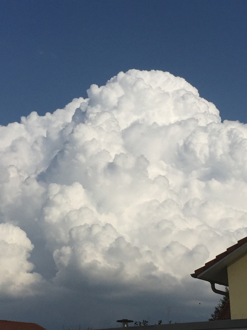 Wolken türmen sich auf 1