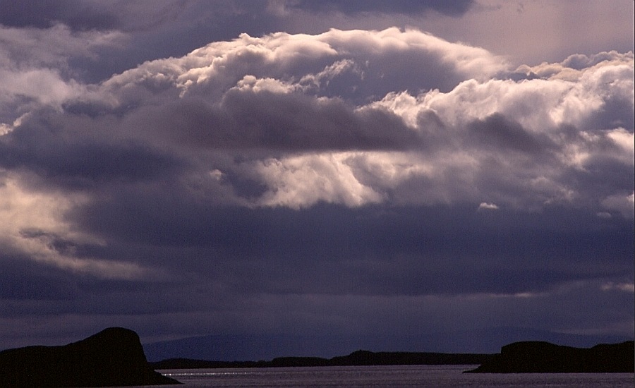 Wolken über dem Breidafjördur (Westisland)