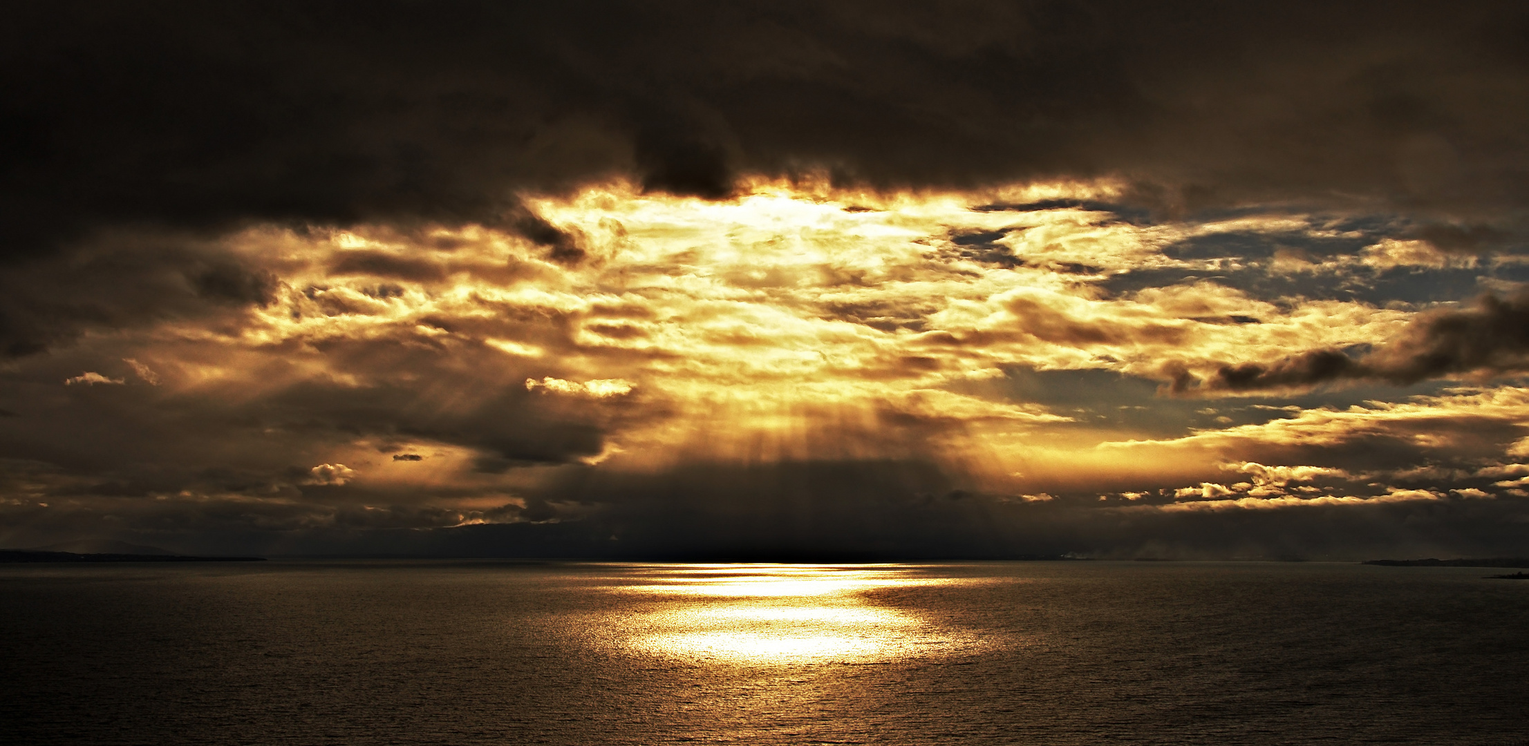 Wolken über dem Genfersee (2)