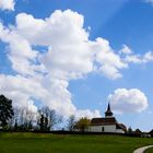 Wolken über dem Kirchlein