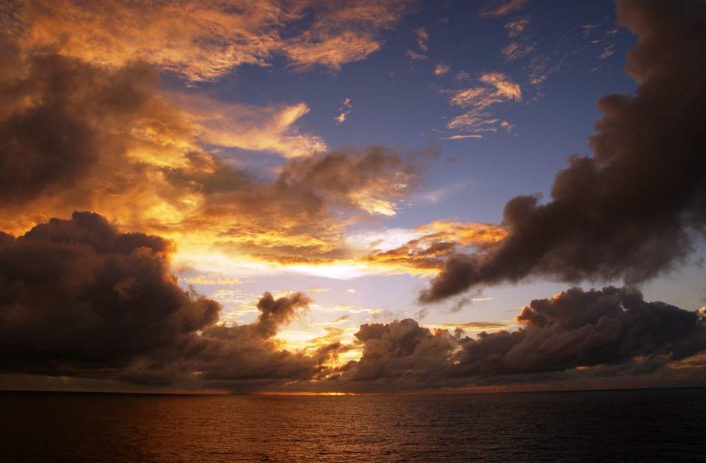 Wolken über dem Meer