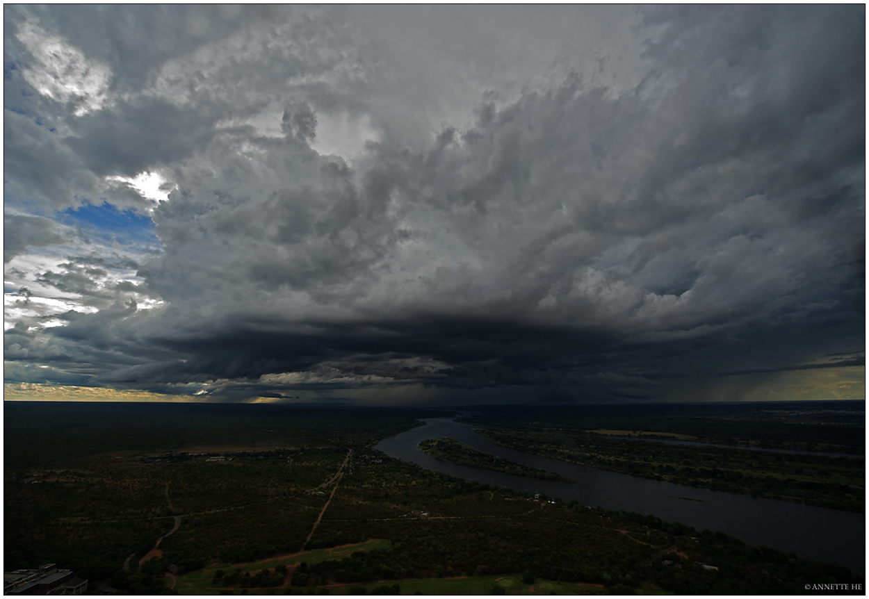 Wolken über dem Sambesi