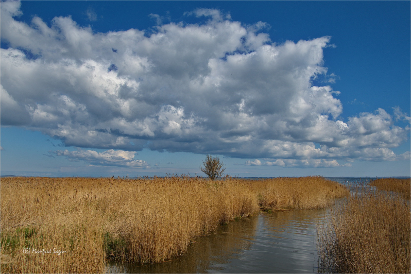 Wolken über dem Strelasund