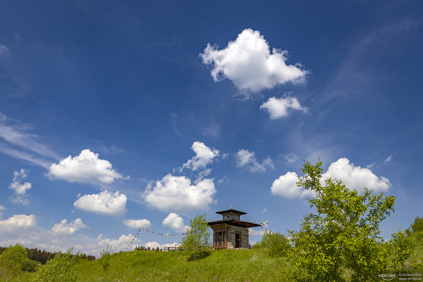 Wolken über dem Tempel