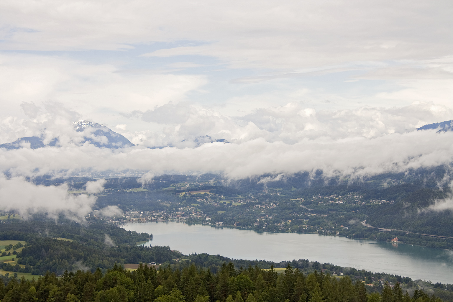 Wolken über dem Wörthersee