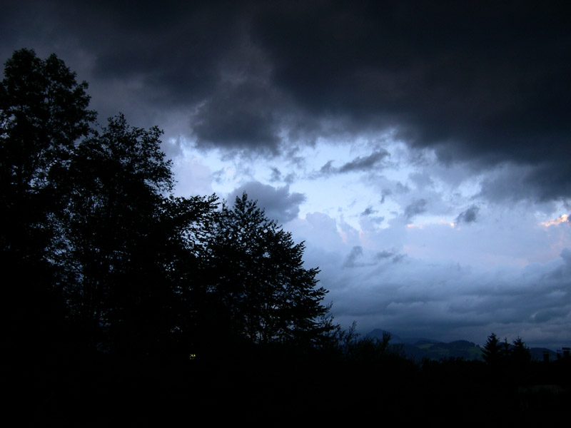 Wolken über den Alpen