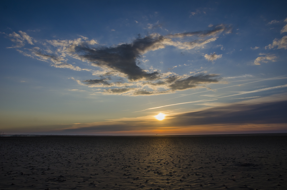 Wolken über den Strand von Spiekereoog