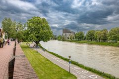 Wolken über der Donau