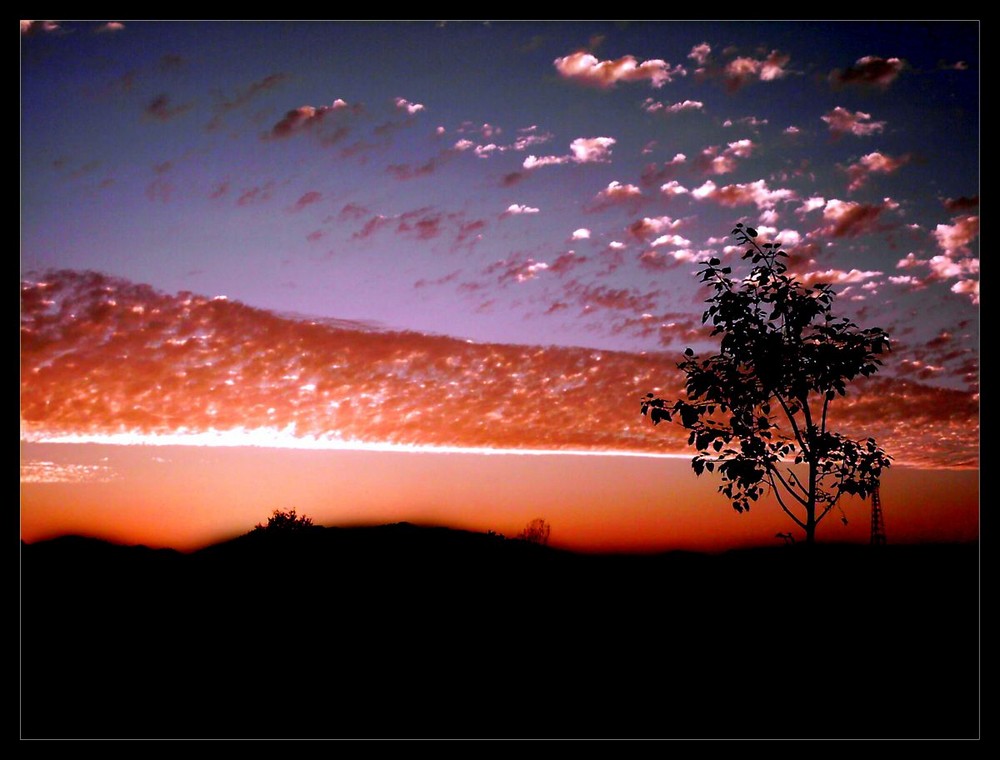 Wolken über der Finsternis