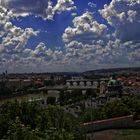 Wolken über der goldenen Stadt