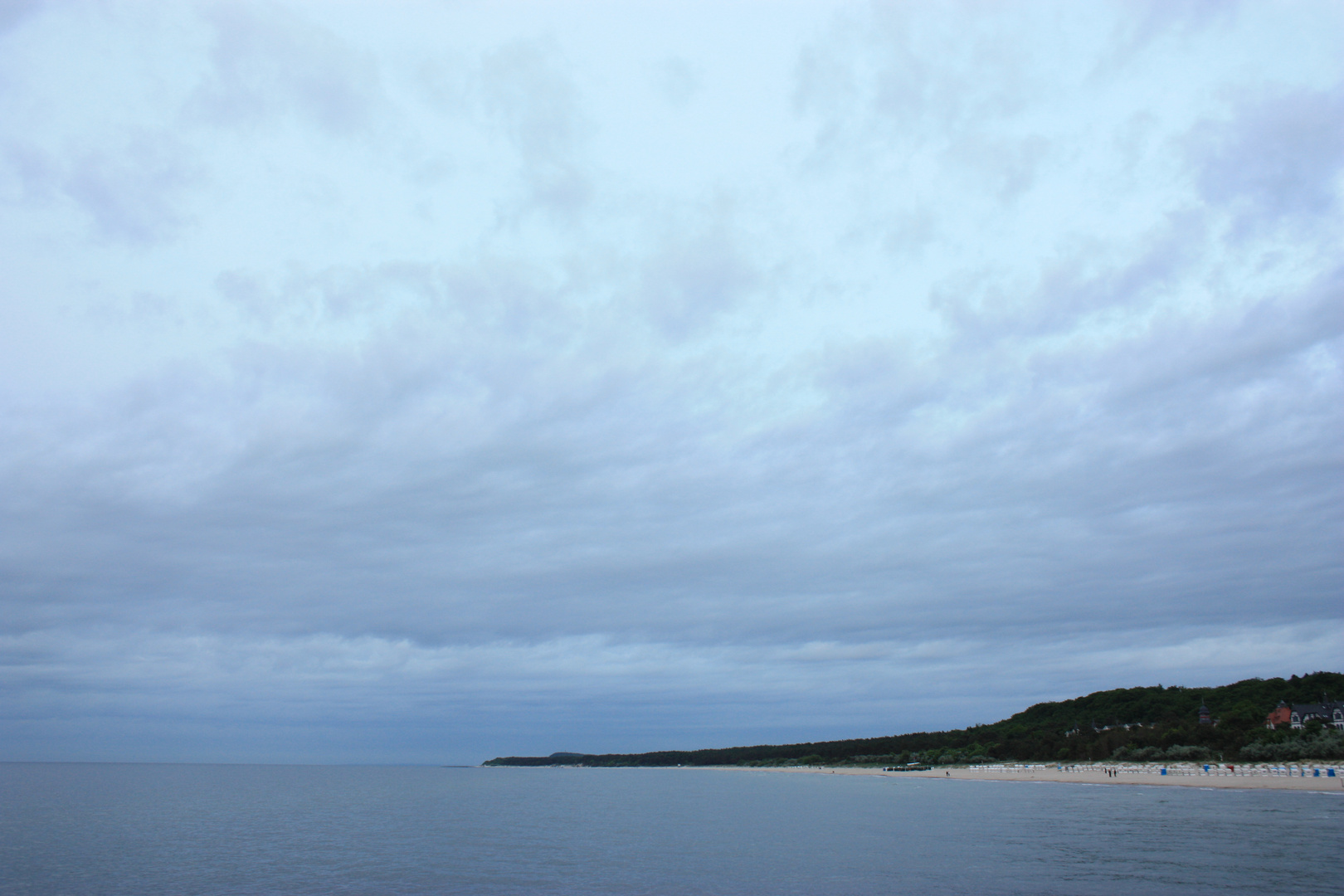 Wolken über der Küste