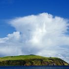 Wolken über der schwarzen Insel