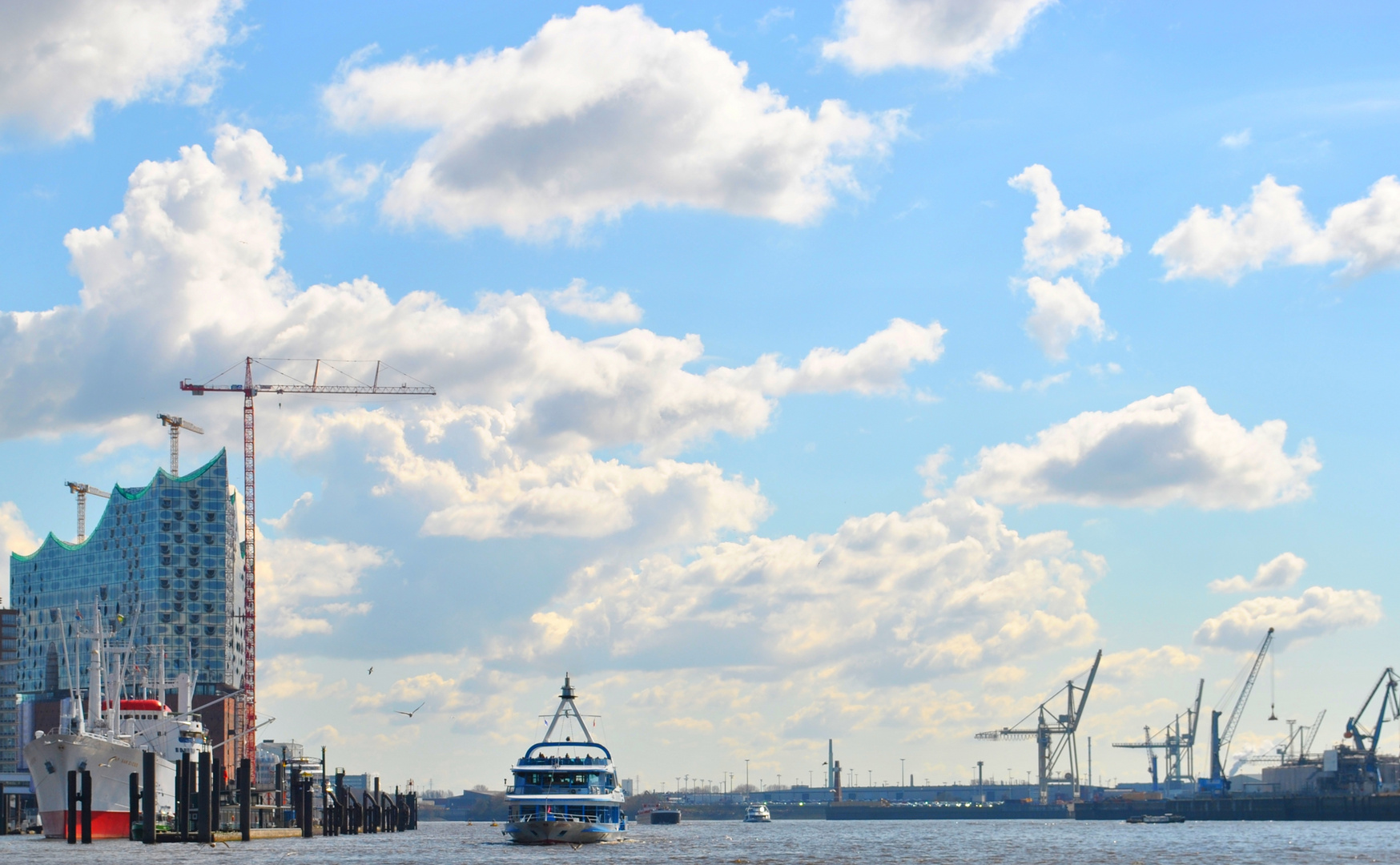 Wolken über Hamburg