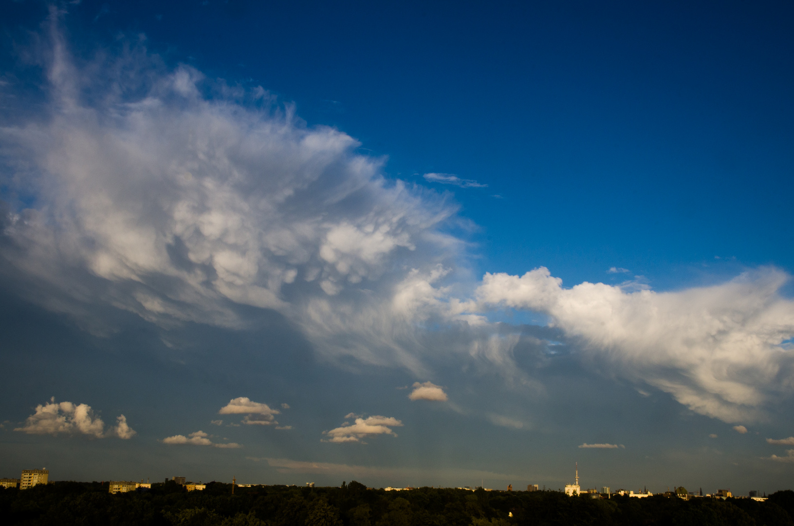 Wolken über Hamburg