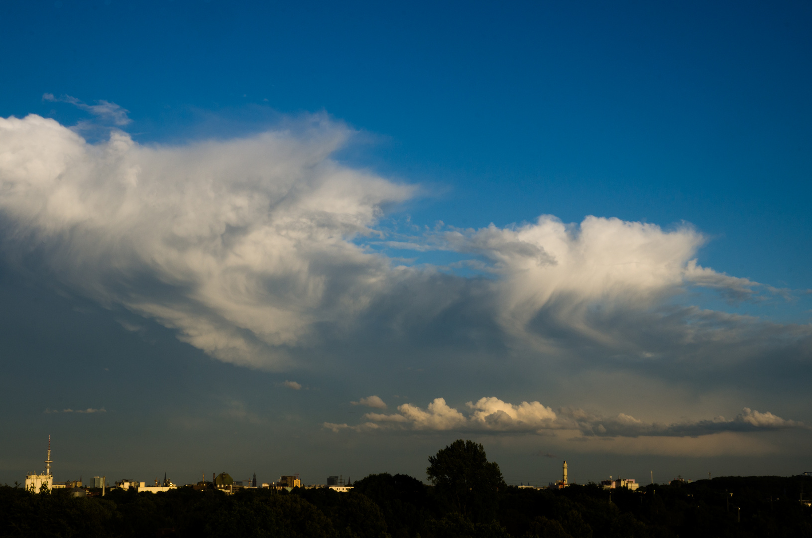 Wolken über Hamburg II