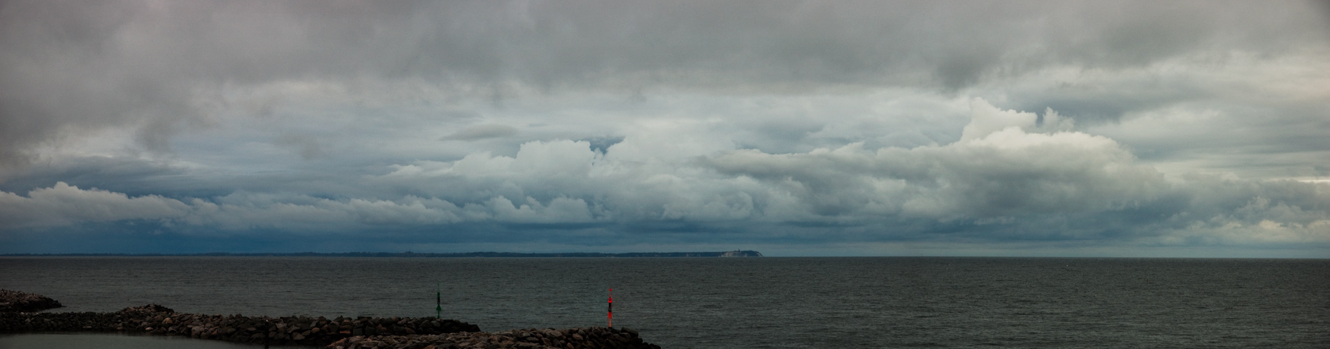Wolken über Kap Arkona