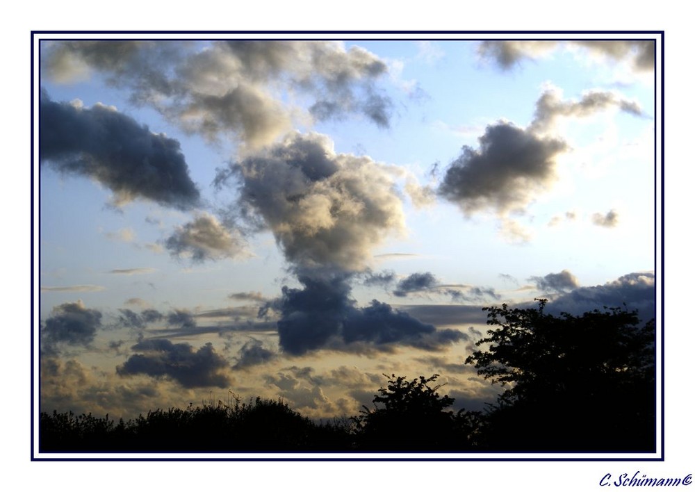 Wolken über Kiel