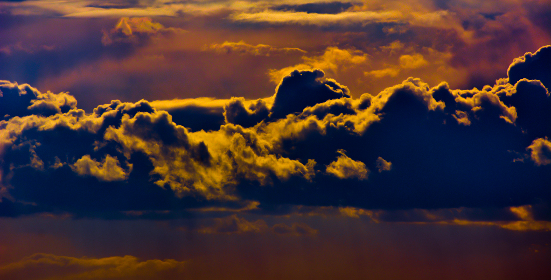 Wolken über Köln...