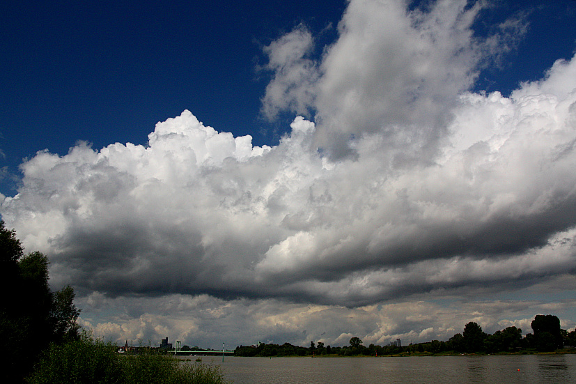 Wolken über Köln