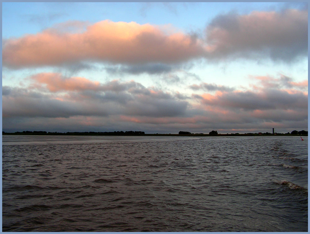 Wolken über Krautsand