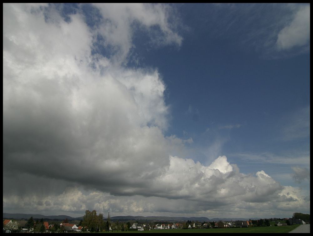 Wolken über Löhne Obernbeeck