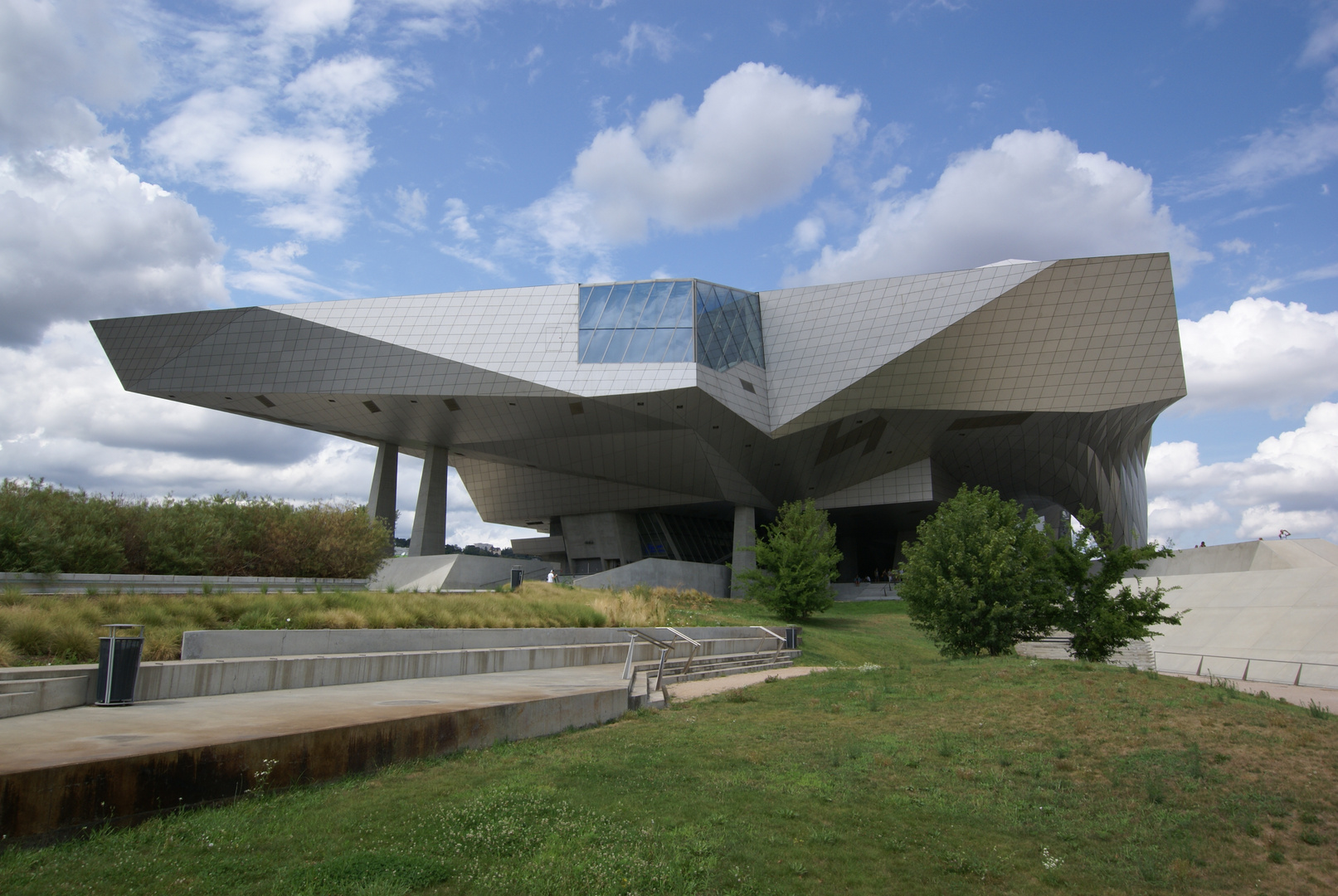 Wolken über Lyon (Musée des Confluences)