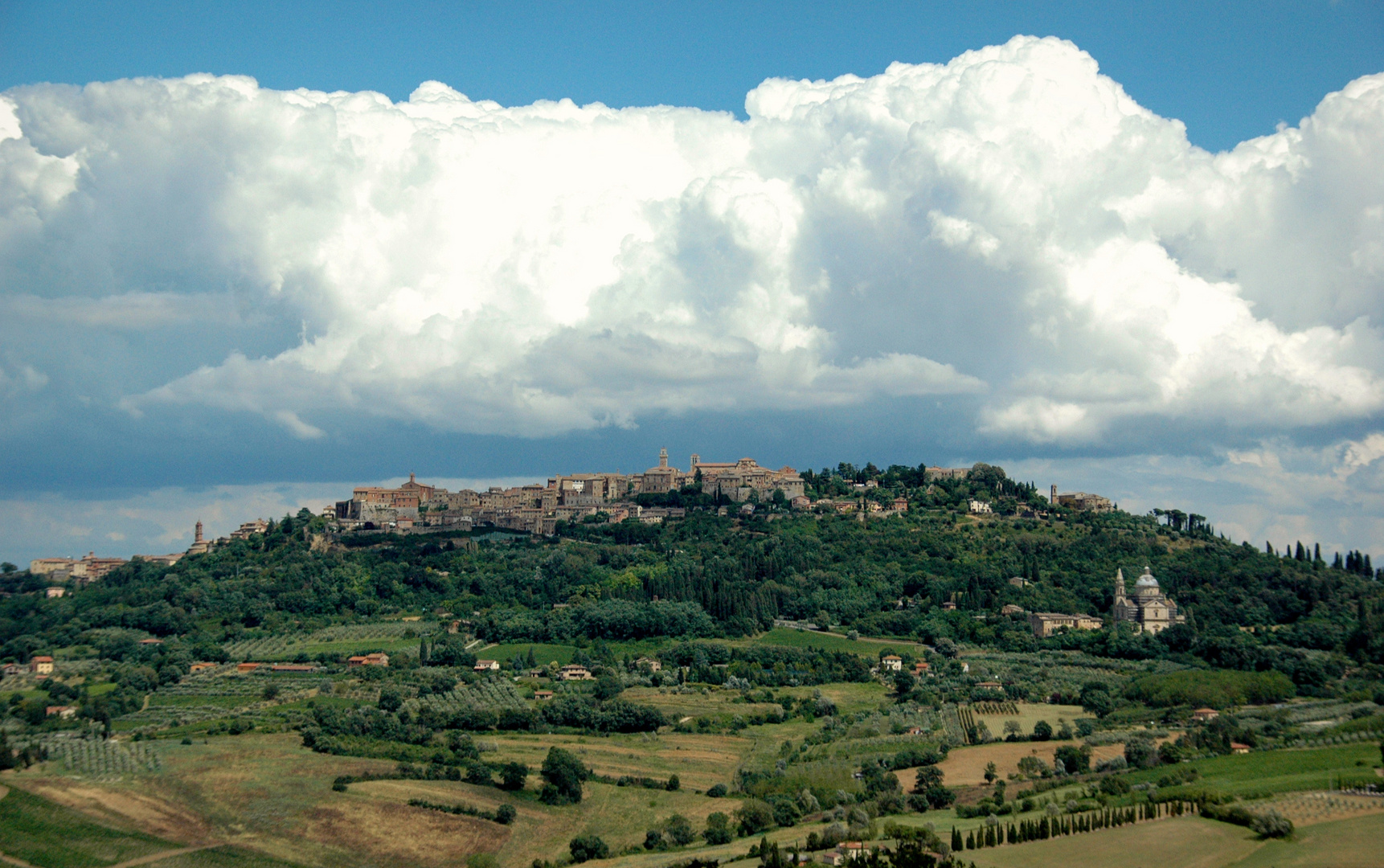 Wolken über Montepulciano