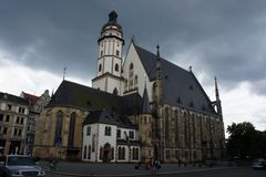 Wolken über Thomaskirche