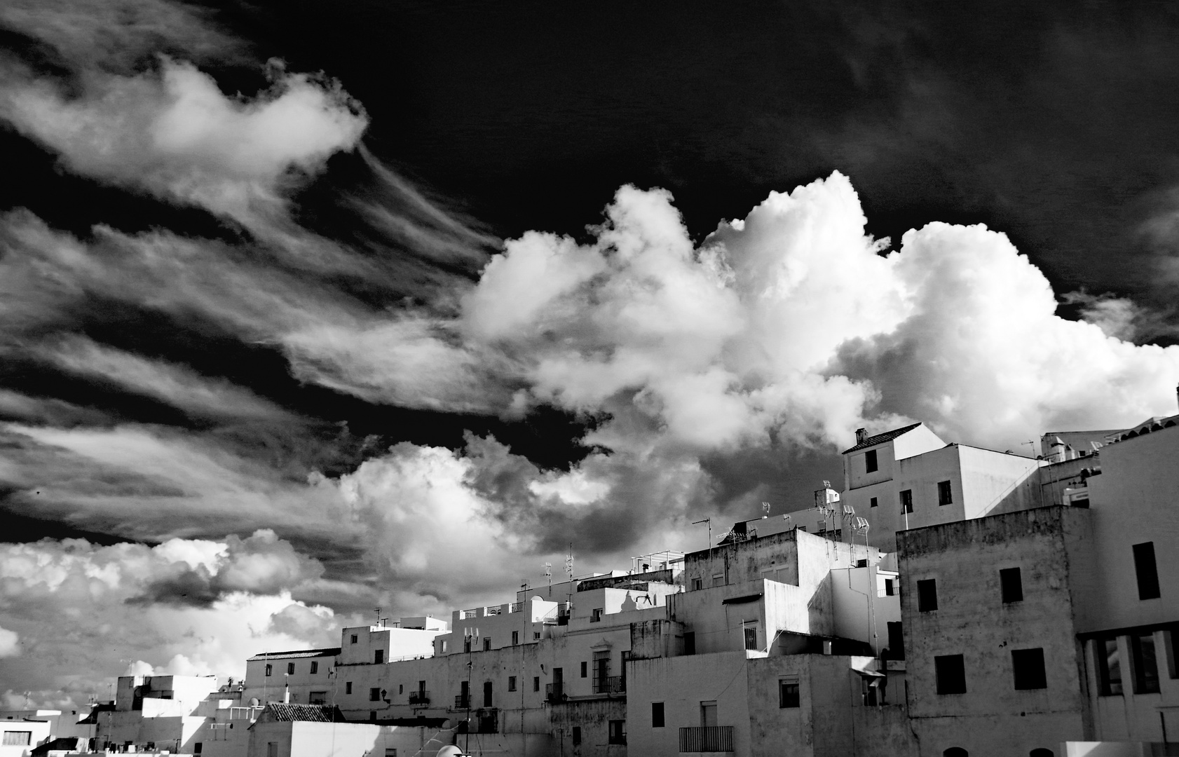 Wolken über Vejer