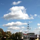 Wolken überm Fluss