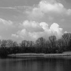 Wolken überm See