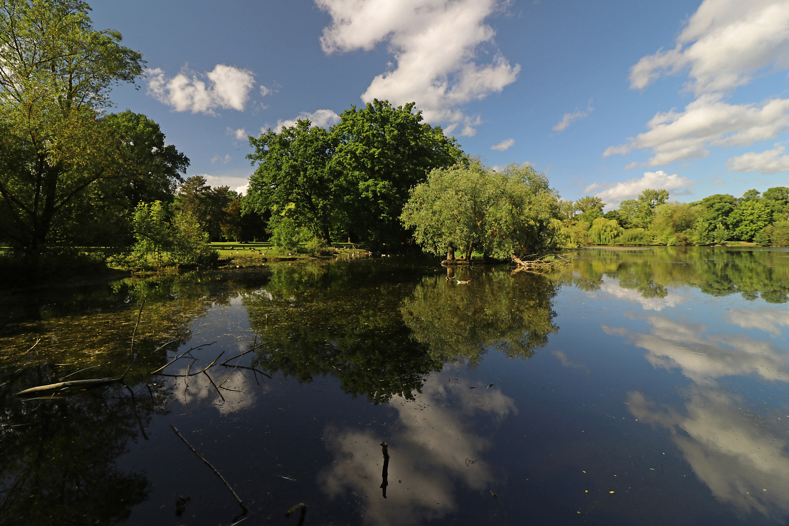Wolken überm Südteich