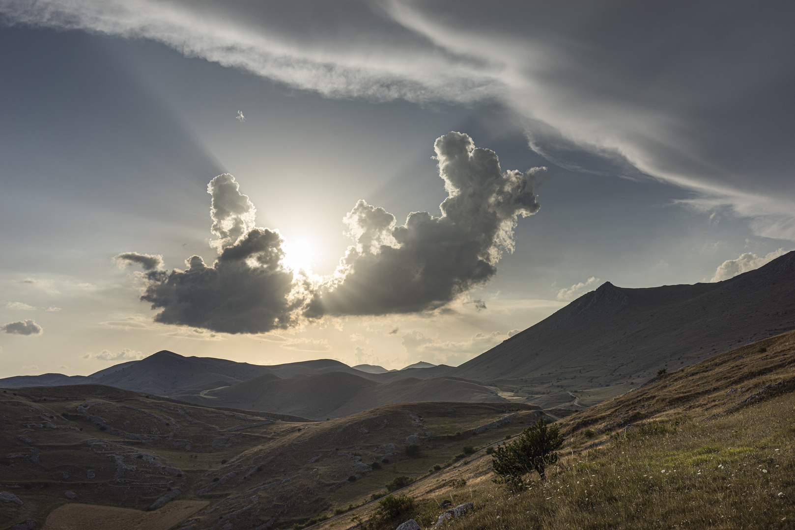 Wolken und Berge