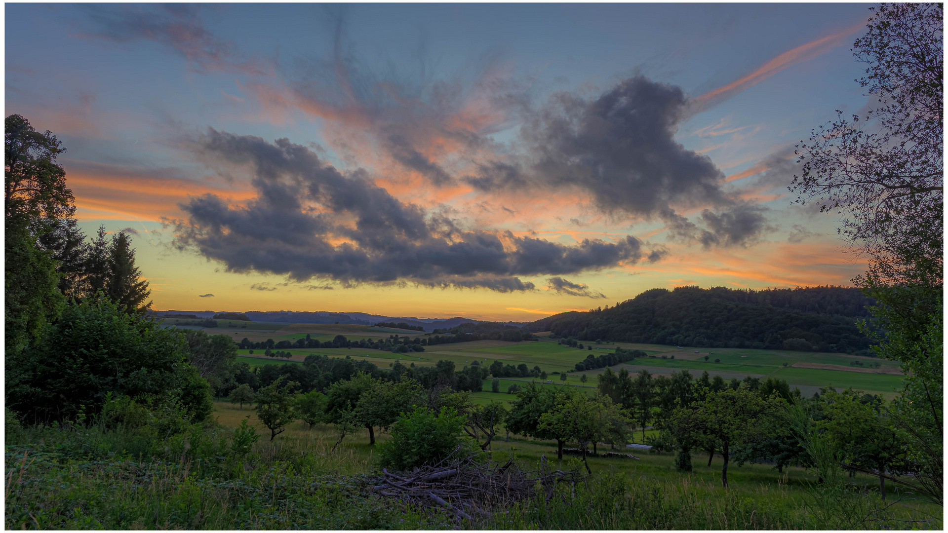 Wolken und Himmelsfarben