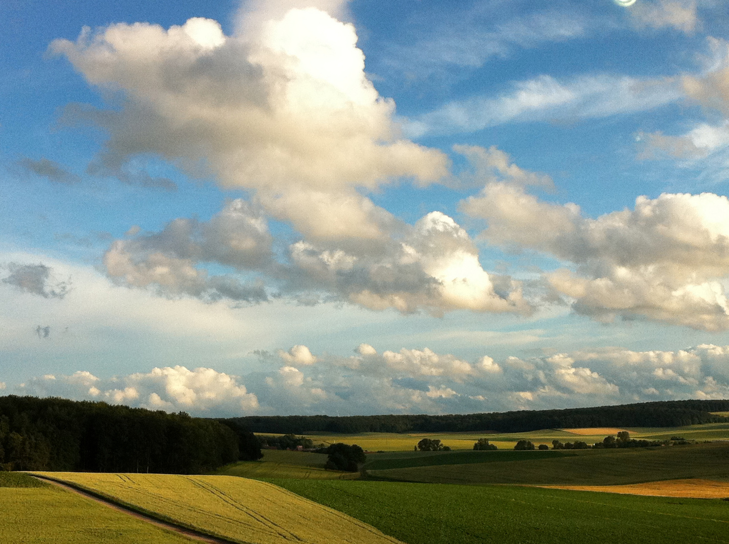 Wolken und Landschaft in Südböhmen