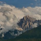 Wolken und Licht-Schattenspiel an der Dreischusterspitze in der Abendsonne.