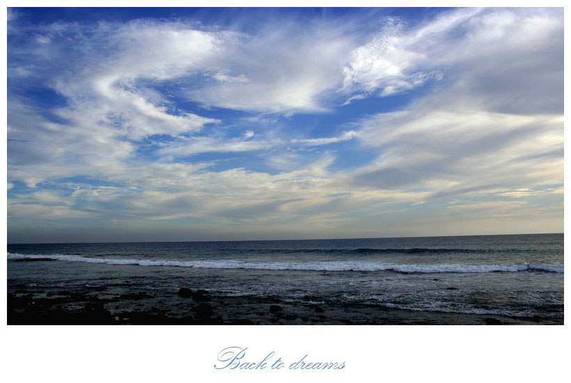 Wolken und Meer