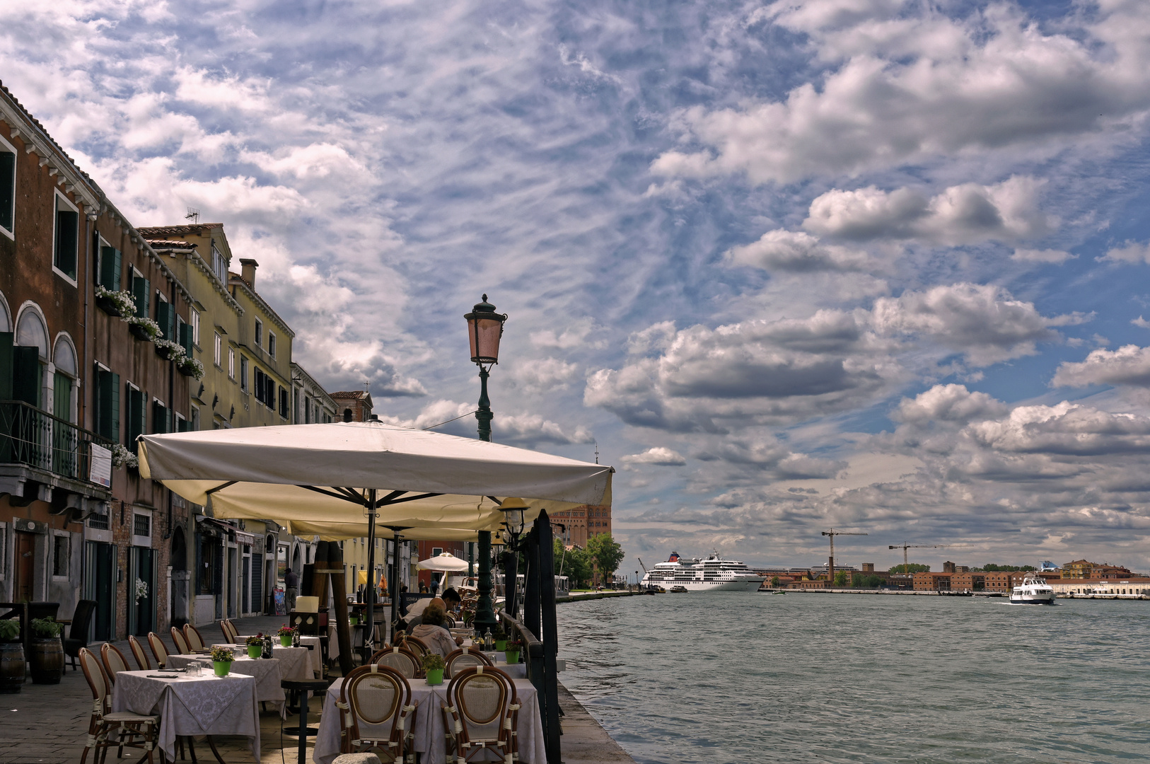 Wolken und Mehr