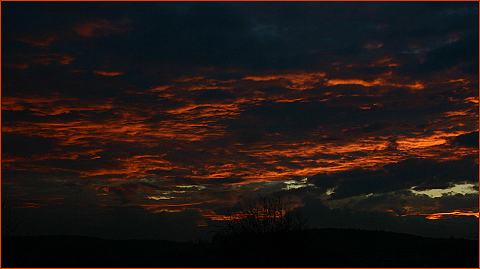 Wolken und Sonnenuntergang......