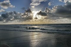 Wolken und Wasser Lichtspiel2 Domburg