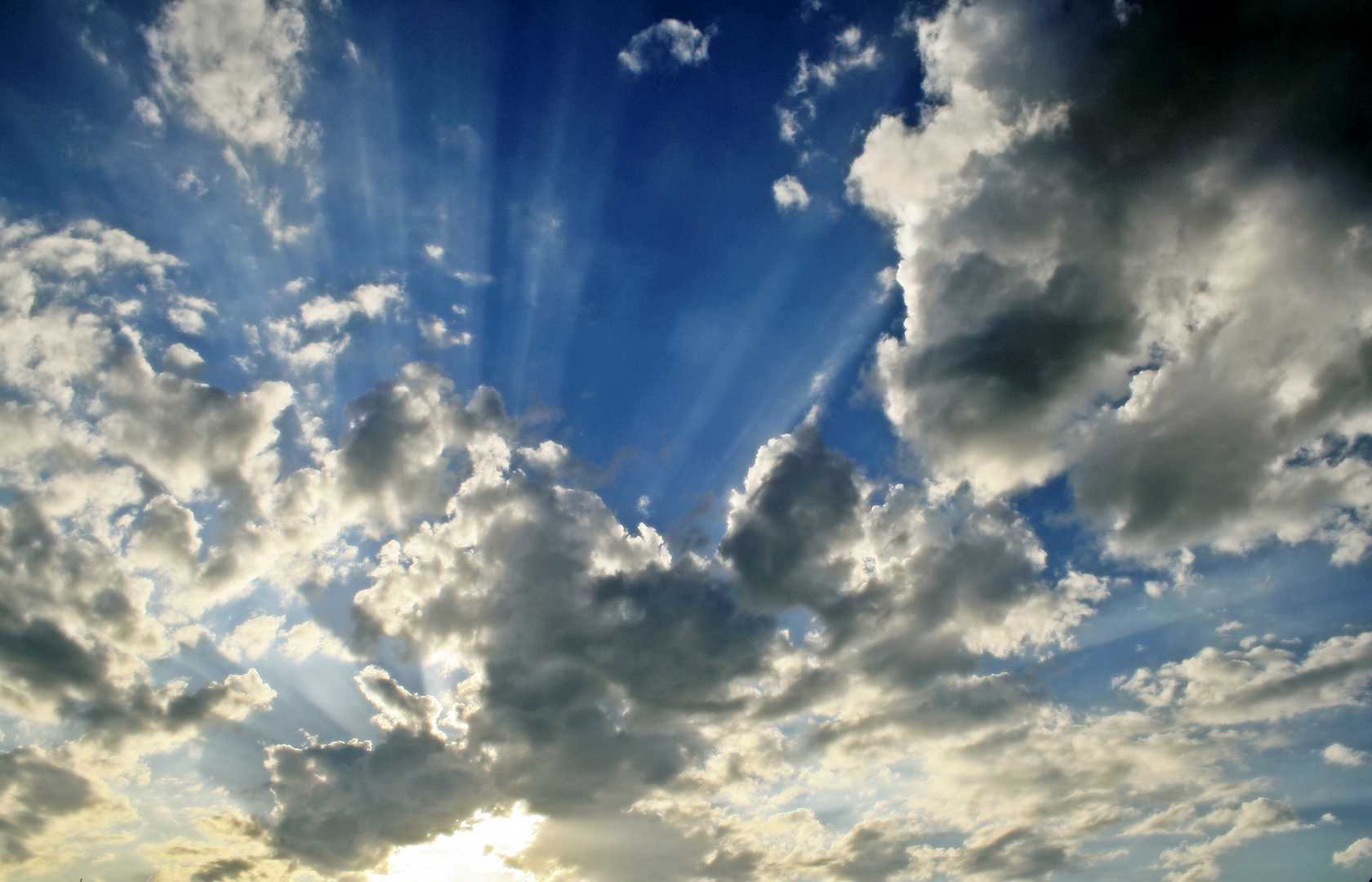 Wolken vor der Sonne