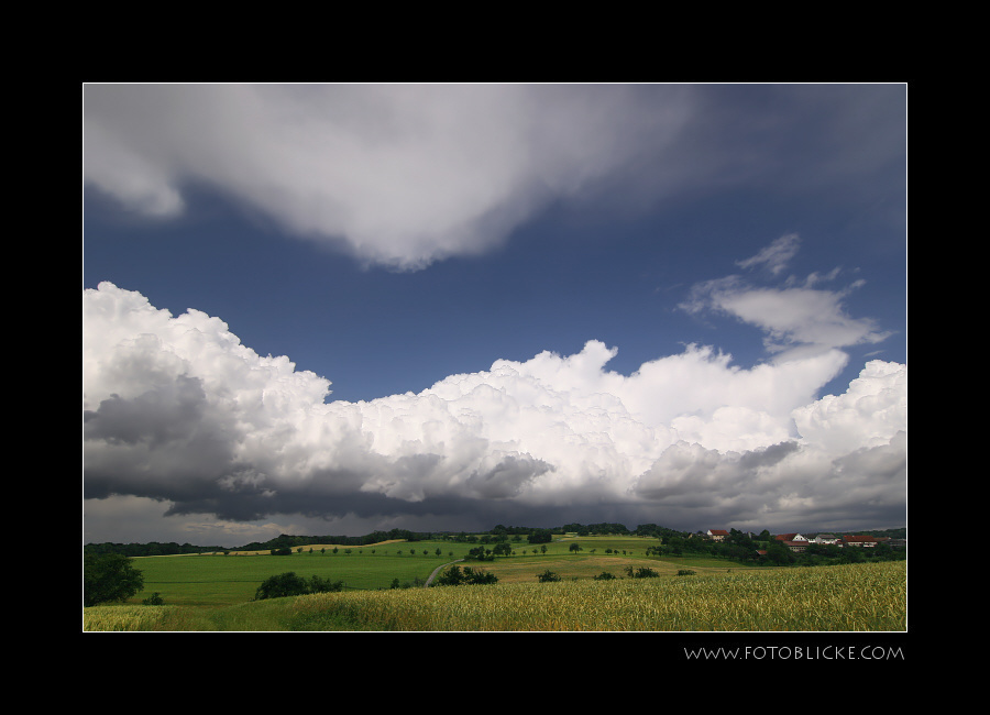 Wolken Wand