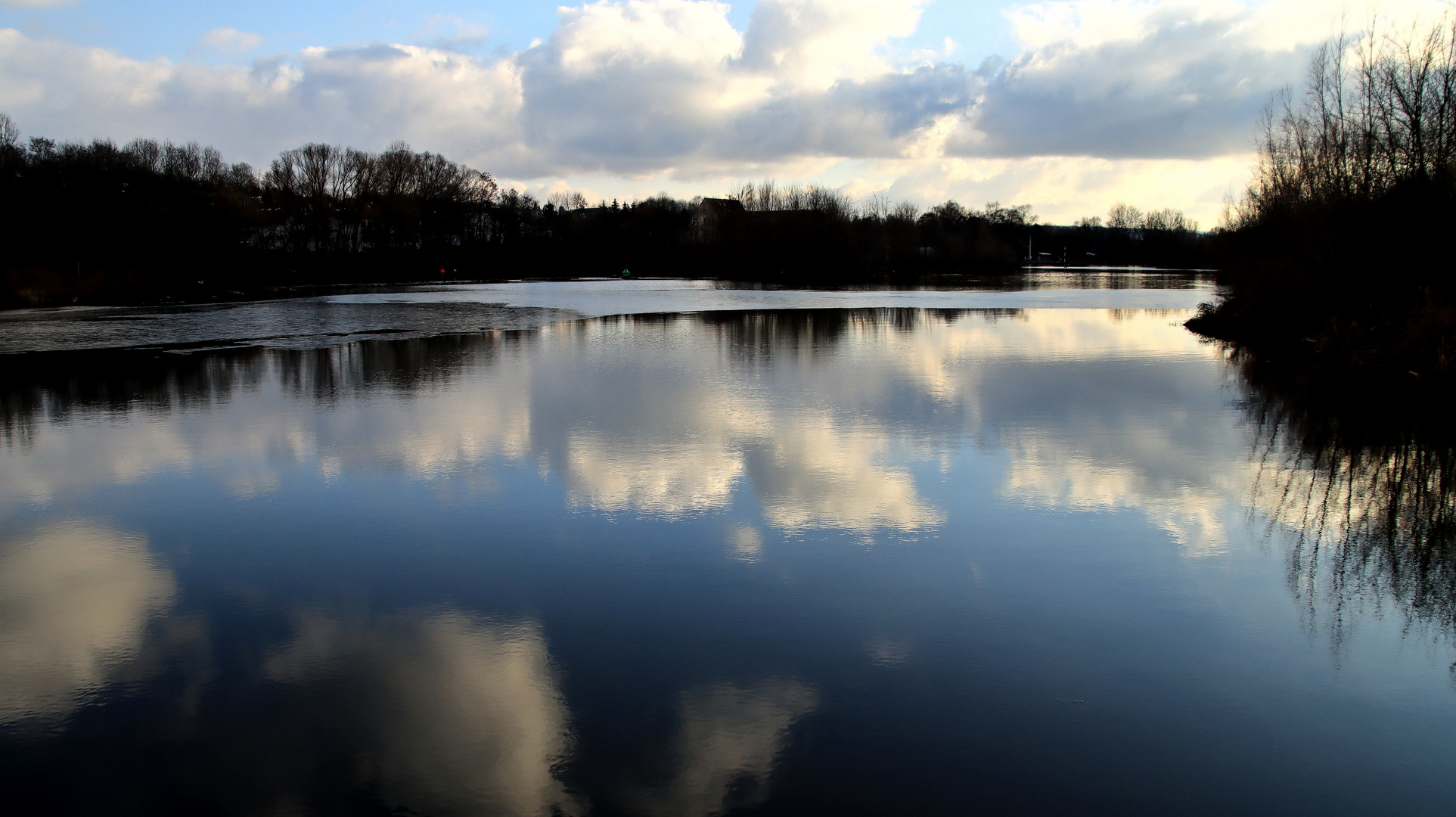 Wolken-Wasser-Eis