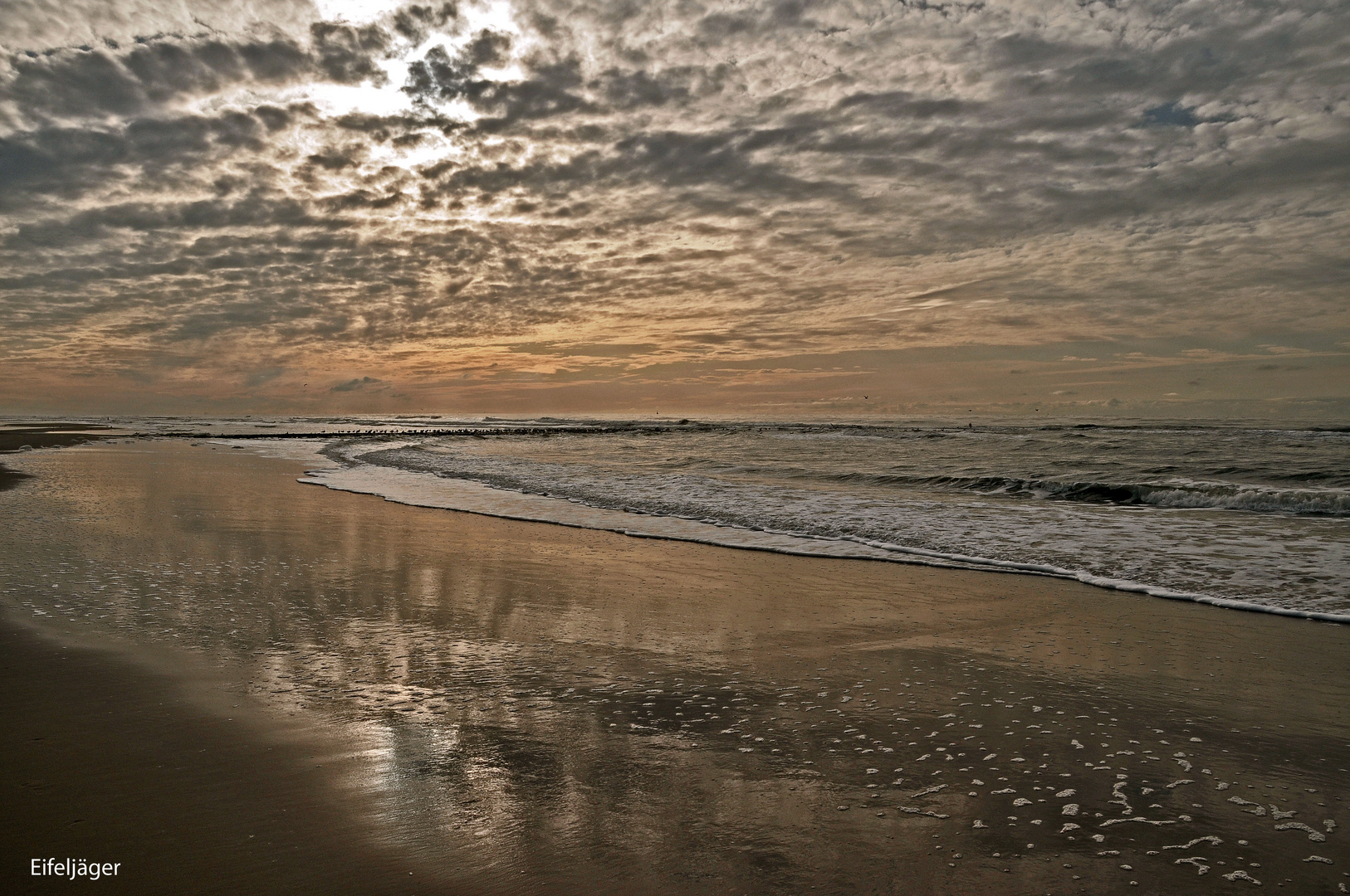 WOLKEN WASSER STRAND