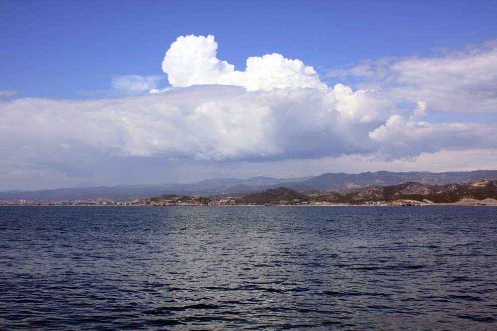 Wolken ziehen auf - Alanya, Türkei