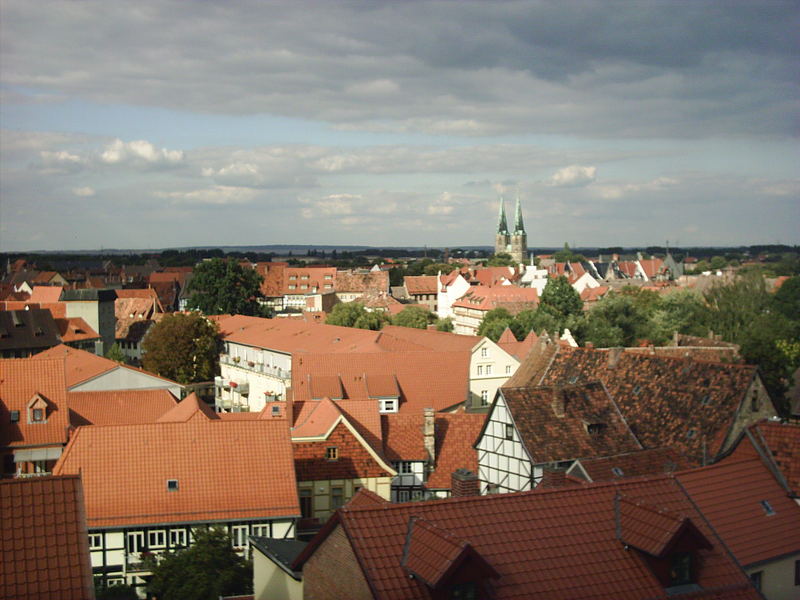 Wolken ziehen auf über Quedlinburg