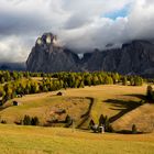 Wolken ziehen über die Seiser Alm 