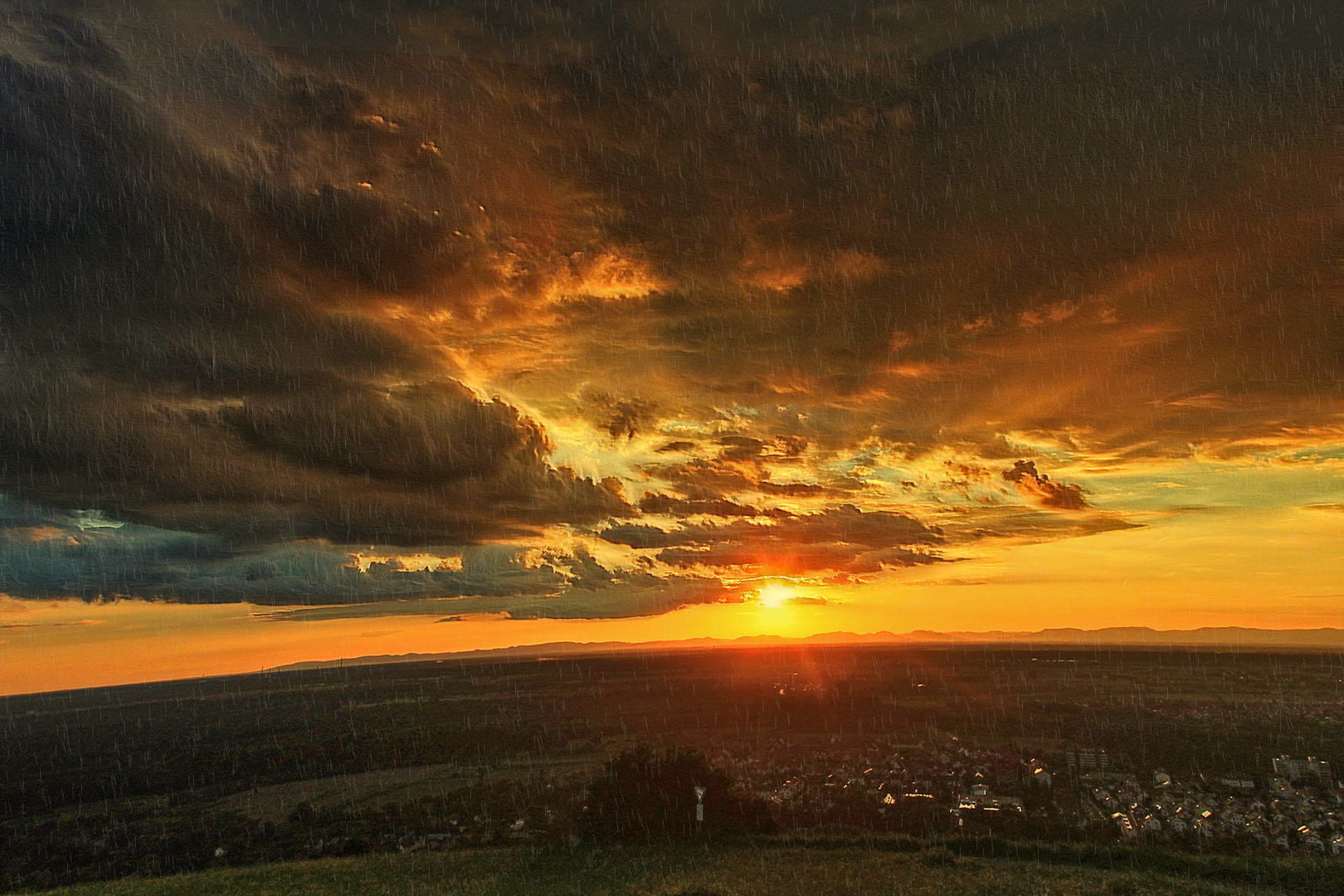 Wolken ziehn,am Horizont entschwindet die Sonne 