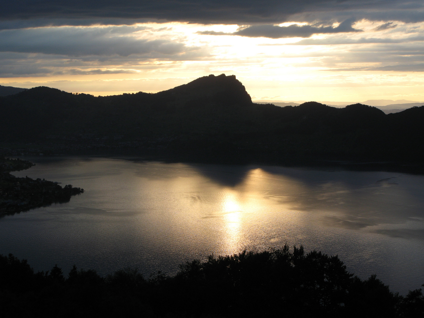 Wolkenaufzug am Vierwaldstätter See