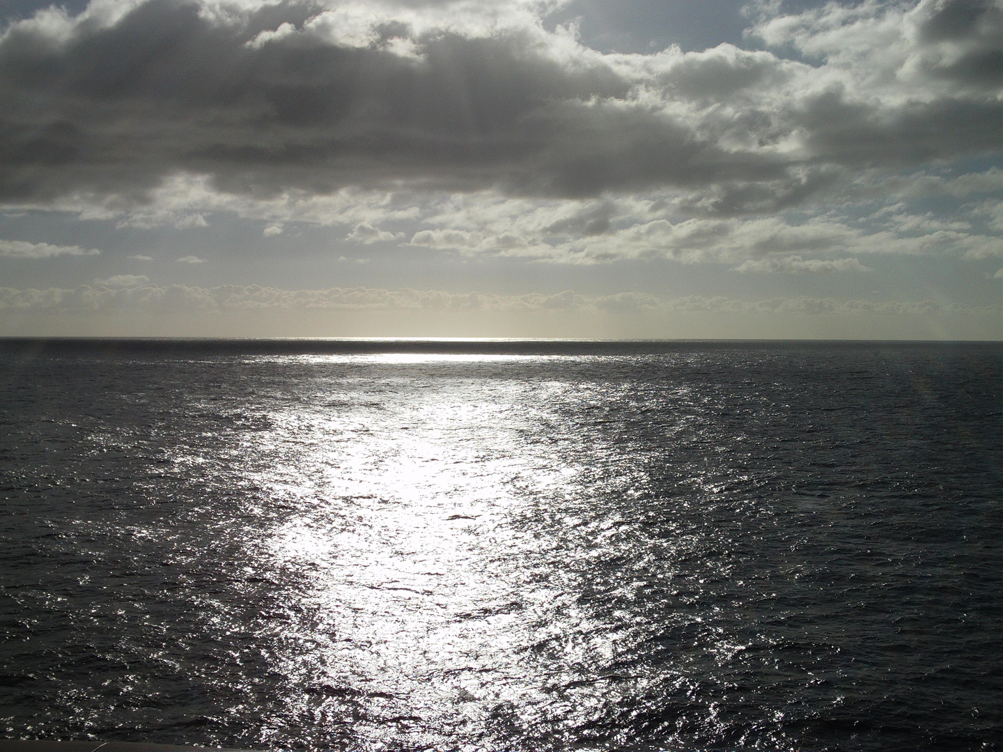 Wolkenband in unendlichen Weiten